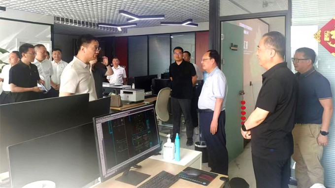 張佩峰一行調(diào)研省建筑設(shè)計(jì)院新疆分公司、省水電設(shè)計(jì)院新疆分公司