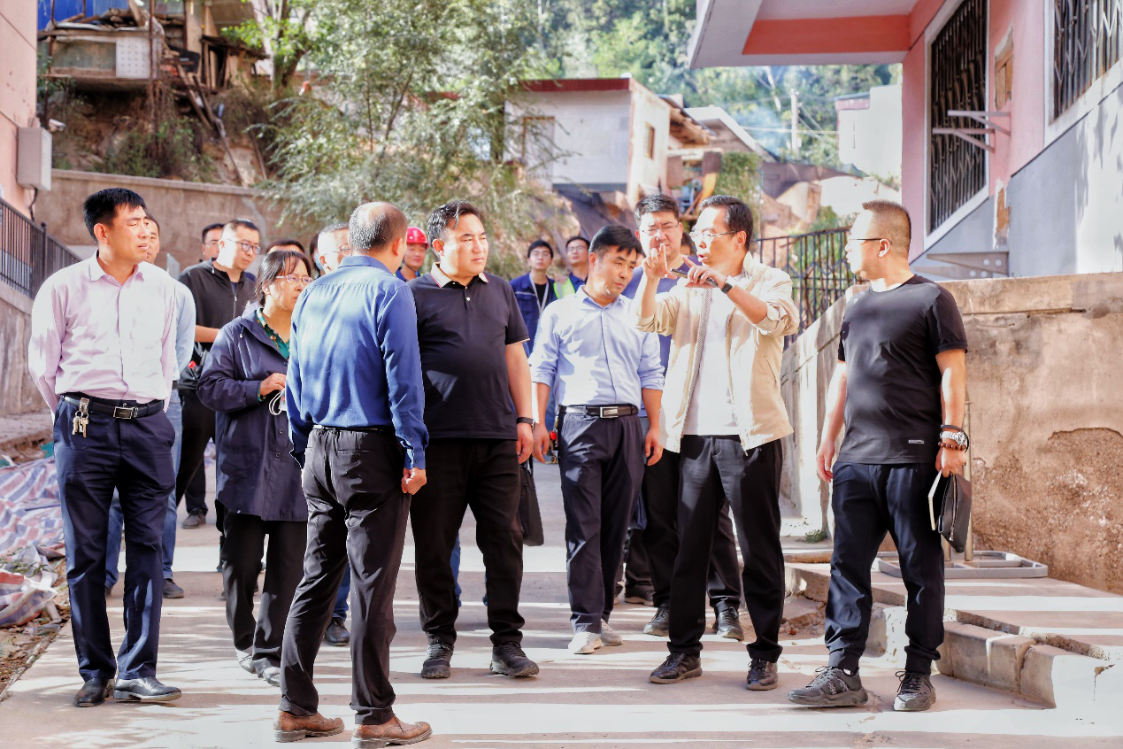 土木工程院黨委開展“學黨史、迎國慶、保安全、促生產”慰問活動